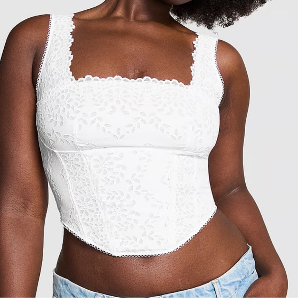 NWT PINK Victoria’s Secret BRALETTES & BRA TOPS
THE CINCHED CORSET TOP